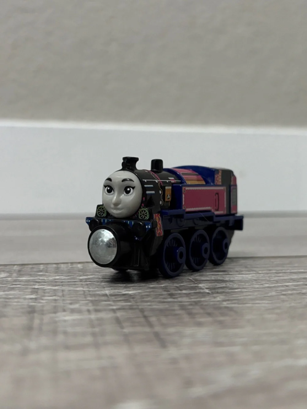 Diecast Ashima - Thomas & Friends
